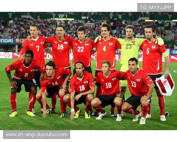 以足球赛场捋头发趣味瞬间全面展现运动员独特魅力精彩全景解析